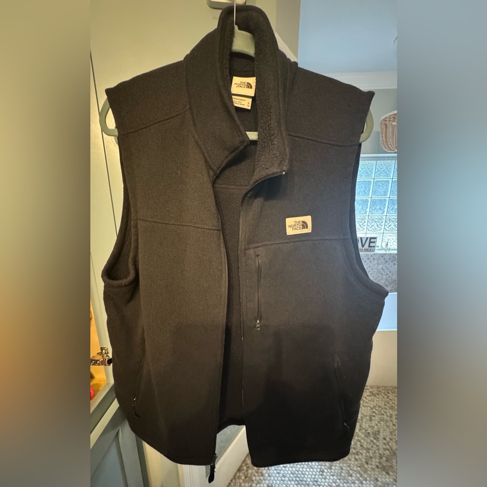 The North Face Men's Dark Vest